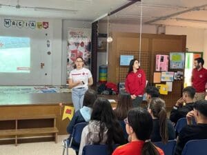 charla cruz roja jumilla acoso escolar alimentacion saludable colegio cruz de piedra secundaria.jpg 3