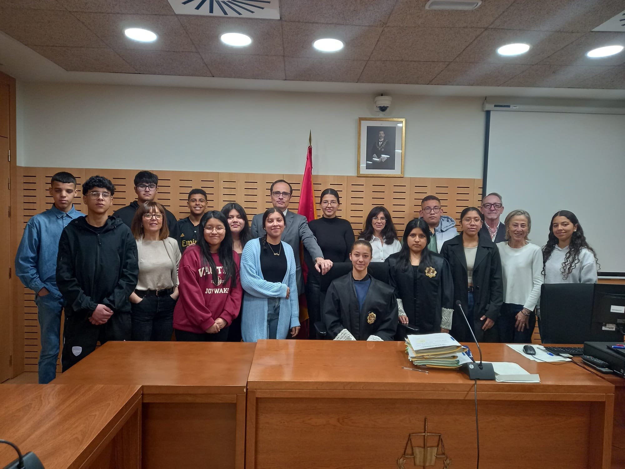 programa educando en justicia colegio cruz de piedra asistencia juicio de menores 4