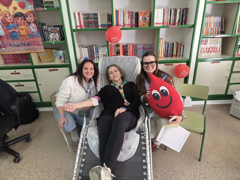 v campaña donacion de sangre colegio cruz de piedra 31